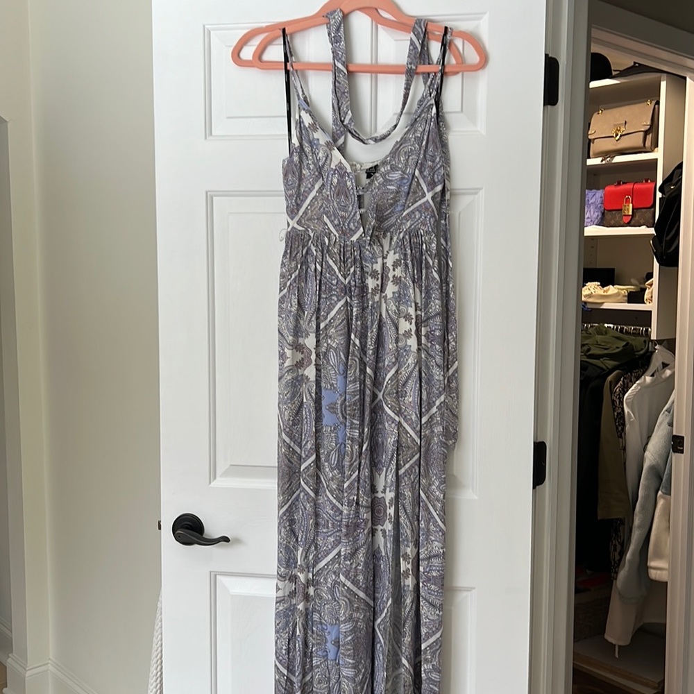 Forever 21 Paisley Maxi Dress